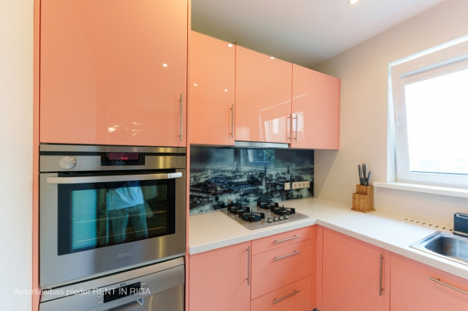 Качественная, уютная и благоустроенная 3-комнатная квартира в тихом дворовом Рига - изображение 2