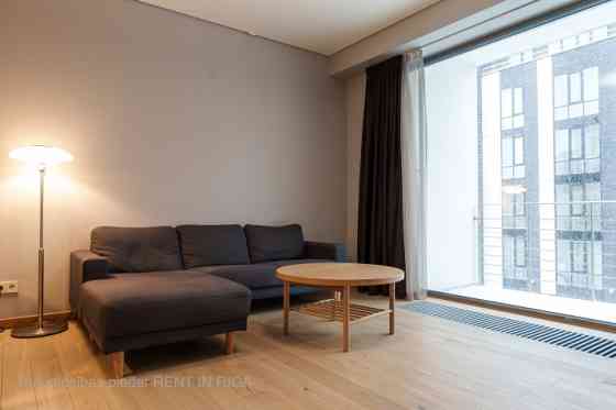 Продаётся элегантная и современная квартира в проекте Centrus, в самом центре Риги Rīga