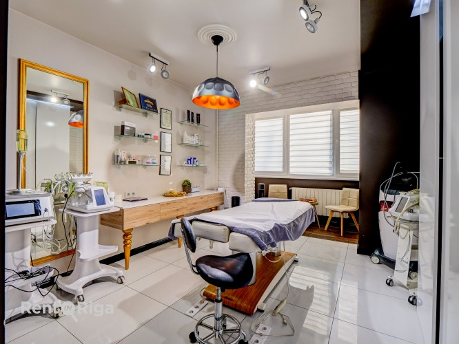 Dzīvoklis ar privātu ieeju!  Šobrīd skaistumkopšanas salons, kuru bez lieliem ieguldījumiem Rīga - foto 2