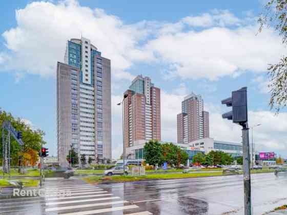 Трехкомнатная квартира с балконом и парковочным местом! Светлая и красивая Рига