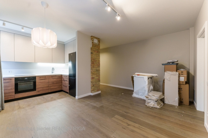 Lieliska iespēja īrēt   dzīvokli renovētajā projektā Agenskalnā.  Lieliskā lokācija un Rīga - foto 5