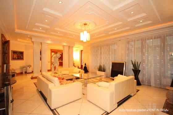 Сдается в аренду эксклюзивный дом в Межапарке. Дом состоит из просторной Рига
