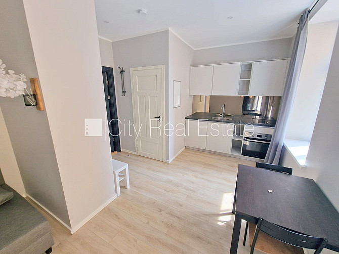 Renovēta māja, slēgts pagalms, iespēja nomāt autostāvvietu, apsargāta autostāvvieta, Rīga - foto 14