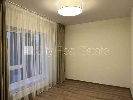 Новостройка, энергоэффективный дом, благоустроенная озеленённая территория, Рига