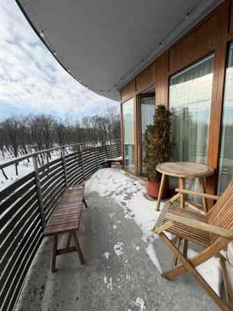 Izīrē brīnišķīgu 3 istabu dzīvokli ar terasi!  Ienākot dzīvoklī - plašs iebūvētais skapis un neliels Рига