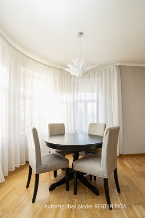 Starting from March 24th, 2026, a cozy and warm 2-room apartment is available for rent in the very h Рига - изображение 3