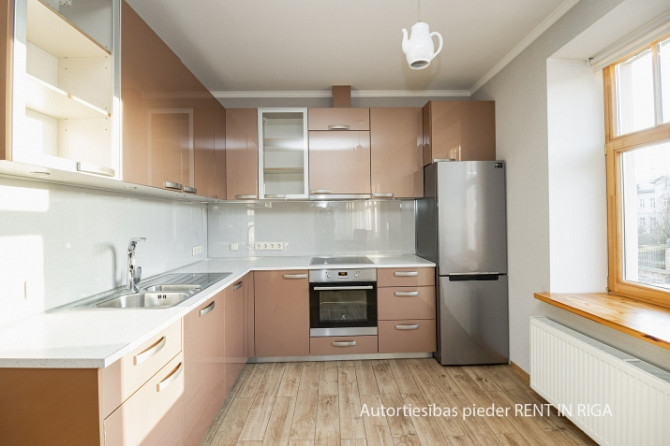 Starting from March 24th, 2026, a cozy and warm 2-room apartment is available for rent in the very h Рига - изображение 5