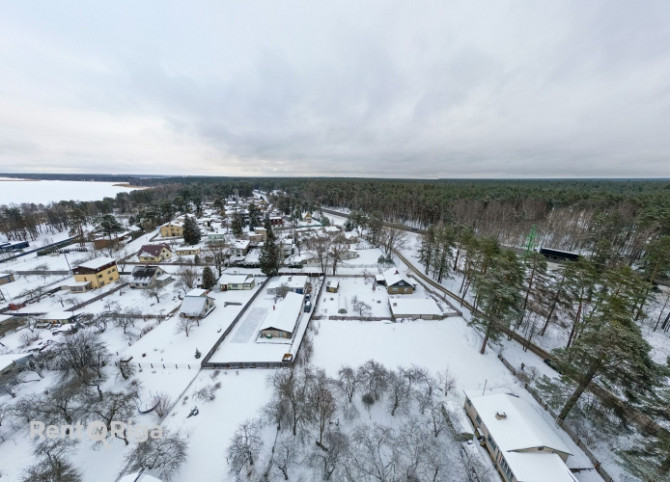 Piedāvājumā ir skaists, taisnstūrveida zemes gabals vienā no patīkamākajiem privātmāju Ādažu novads - foto 2