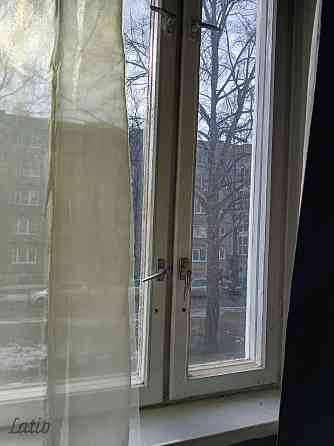 Pārdod remontējamu dzīvokli Iļģuciema centrā.

Vidējais stāvs, vidējā kāpņu telpa.
Mājā nomainīti ko Рига