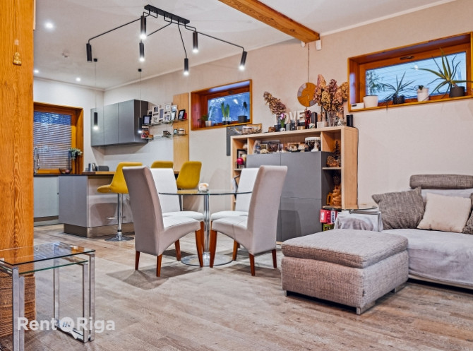 Ilgtermiņa īre. Tiek izīrēta plaša, mūsdienīga un gaiša ģimenes māja Jaundubultos ar Jūrmala - foto 7