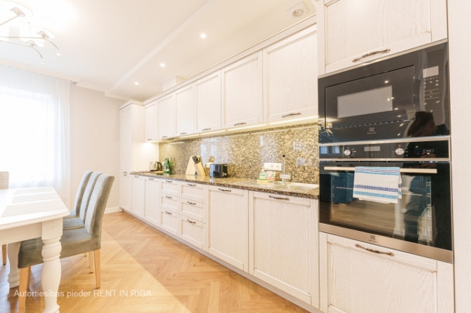 Piedāvājam iegādāties ekskluzīvus 3-istabu apartamentus Rīgas centrā, jaunā rekonstruētā Rīga - foto 4