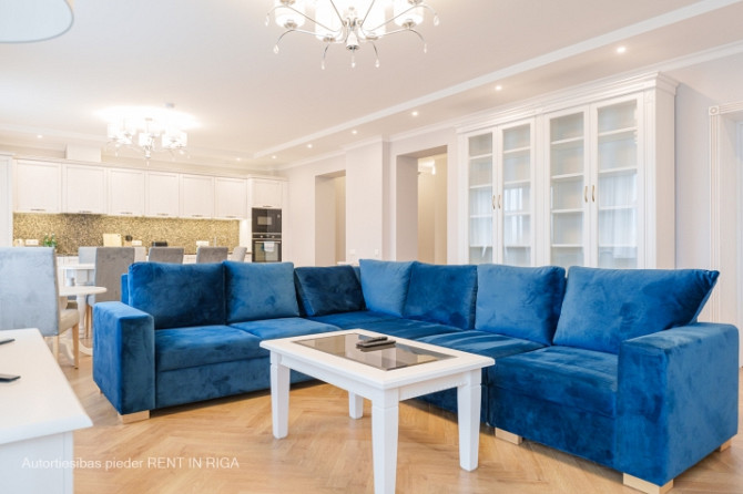 Piedāvājam iegādāties ekskluzīvus 3-istabu apartamentus Rīgas centrā, jaunā rekonstruētā Rīga - foto 1