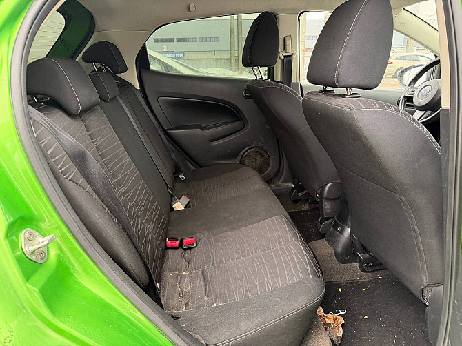 Mazda 2 Elegance 1.3 63kW Tallina - foto 7