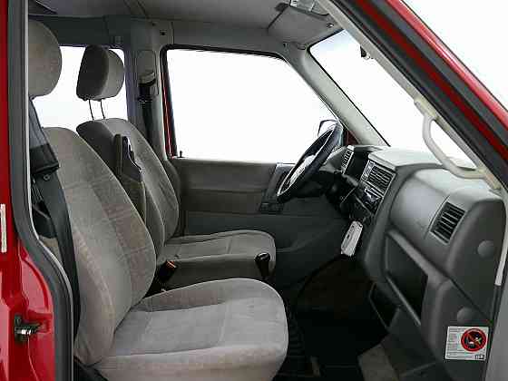 Volkswagen Multivan Facelift 2.4 TDI 57kW Tallina