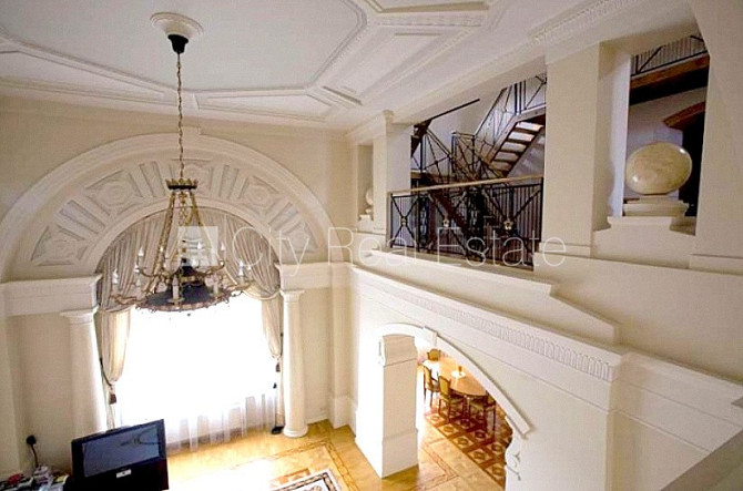 Zeme īpašumā, fasādes māja, renovēta māja, mainīts Jumta segums, labiekārtota apzaļumota Rīga - foto 19