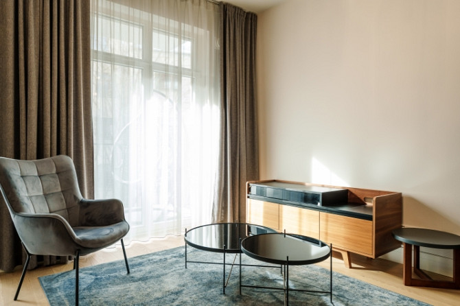 Сдаётся элегантная 2-комнатная квартира в престижном квартале "Magdelēnas kvartāls", Antonijas Рига - изображение 2