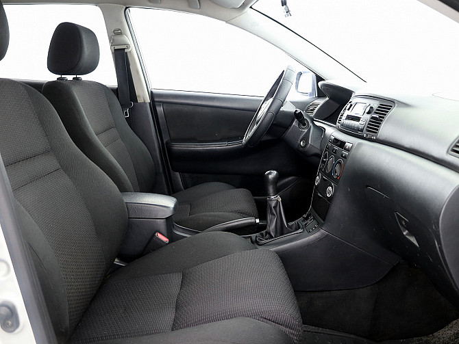 Toyota Corolla Linea Sol Facelift 1.4 71kW Tallina - foto 6