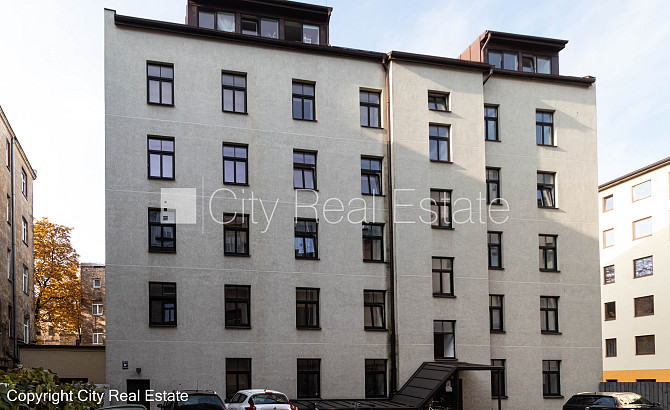 Jaunceltne, fasādes māja, zaļā teritorija, labiekārtots apzaļumots pagalms, teritorijas Jūrmala - foto 12