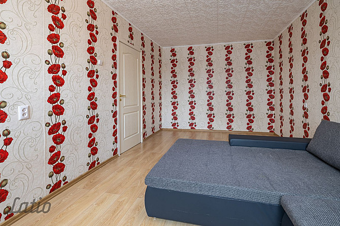 Tiek pārdots jauks divistabu dzīvoklis Preiļos, Mehanizatoru ielā 6, netālu no pils parka. Dzīvoklim Прейли и район - изображение 2