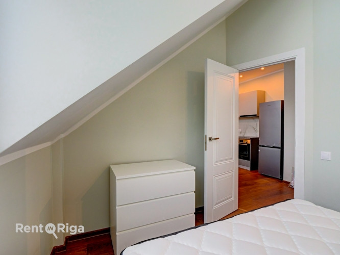 Pieejams unikāls mansarda tipa dzīvoklis jaunajā projektā Katoļu ielā 11  ar augstvērtīgu Rīga - foto 4