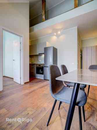 Предлагается уникальная мансардная квартира в новом проекте на улице Katoļu 11  с Rīga