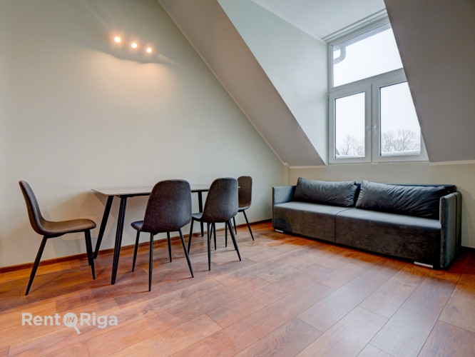 Pieejams unikāls mansarda tipa dzīvoklis jaunajā projektā Katoļu ielā 11  ar augstvērtīgu Rīga - foto 2