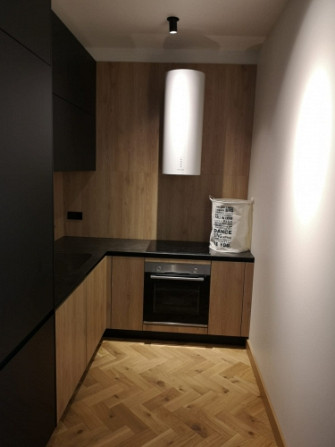 Tiek izīrēts 2 istabu dzīvoklis projektā 