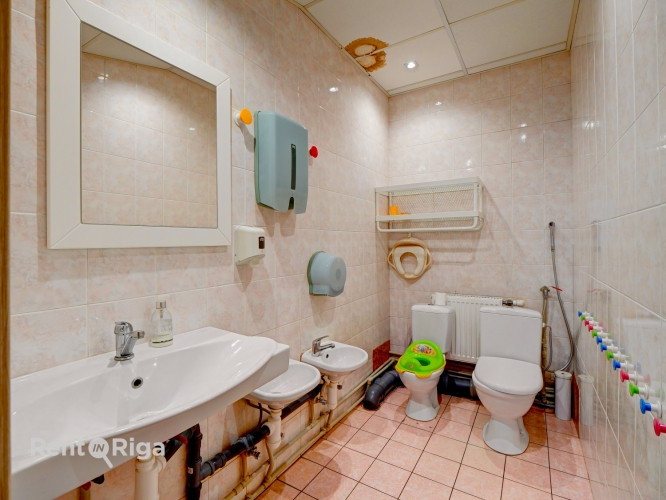 Plašas komerctelpas nomai Pļavniekos  lieliska vieta jūsu biznesam.  Iznomā 309 m lielu Rīga - foto 18