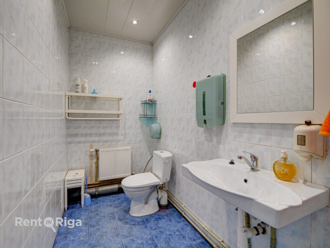 Plašas komerctelpas nomai Pļavniekos  lieliska vieta jūsu biznesam.  Iznomā 309 m lielu Rīga - foto 17