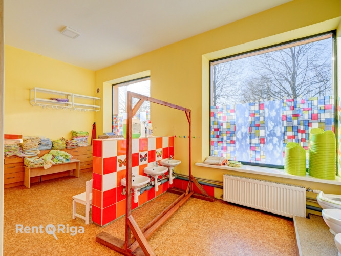 Plašas komerctelpas nomai Pļavniekos  lieliska vieta jūsu biznesam.  Iznomā 309 m lielu Rīga - foto 12