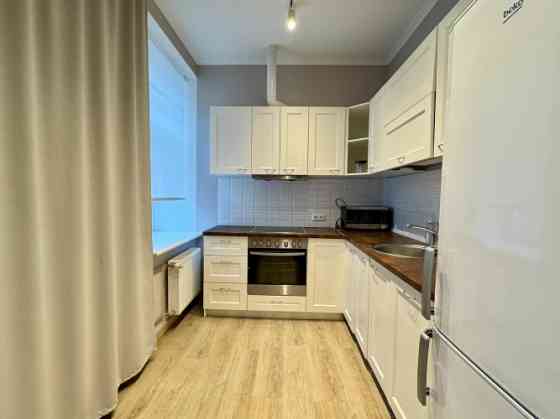 Свежая 3-комнатная квартира в центре Риги!  Продуманная планировка  прихожая, Рига