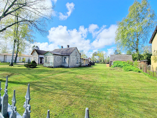 Частный дом, дача, покрытие крыши из шифера, кирпичные стены, благоустроенная Юрмала - изображение 6