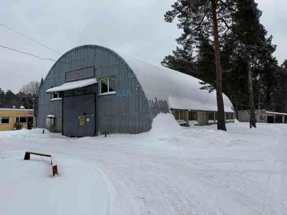 Аренда полукруглого ангара в Шмерли  на территории Рижской киностудии. Rīga