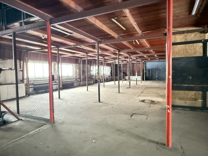 Iznomā pusapaļo angāru Šmerlī  Rīgas Kinostudijas teritorijā.  Piedāvājumā funkcionāls Rīga - foto 4