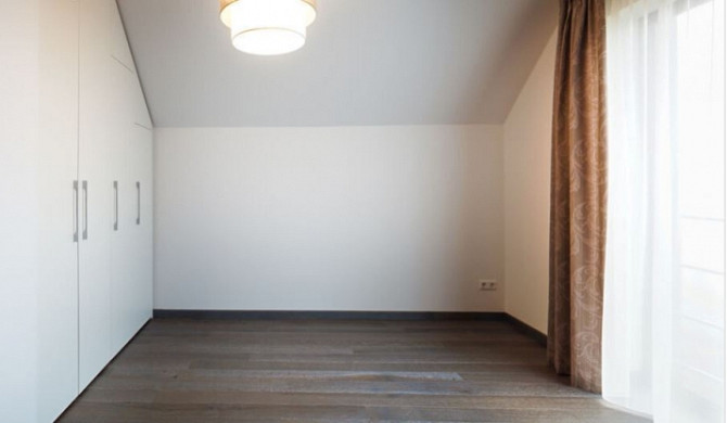 В долгосрочную аренду предлагается современный  дом. В таунхаусе просторная, Рижский район - изображение 5