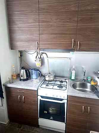 Pārdod gaišu 1 istabas dzīvokli Pļavnieku rajonā, Saharova ielā 5. Māja aprīkota ar liftu.... Рига