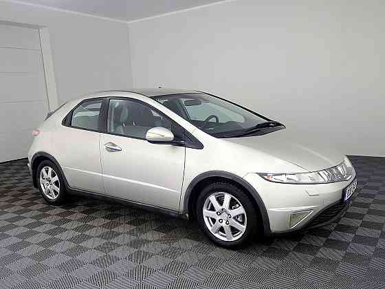 Honda Civic Elegance 1.8 103kW Tallina