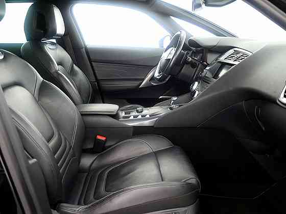 Citroen DS5 Exclusive Hybrid 4x4 ATM 2.0 HDi 120kW Tallina