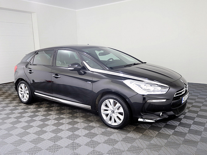 Citroen DS5 Exclusive Hybrid 4x4 ATM 2.0 HDi 120kW Tallina - foto 1