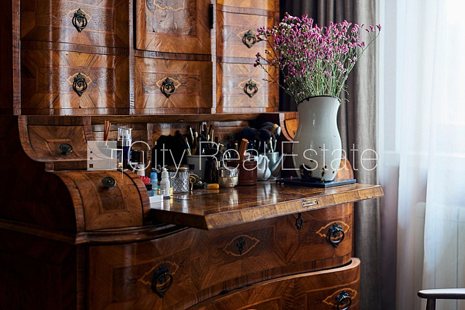 Privātmāja, labiekārtota apzaļumota teritorija, bruģēts piebraucamais ceļš, iežogota Jūrmala - foto 19