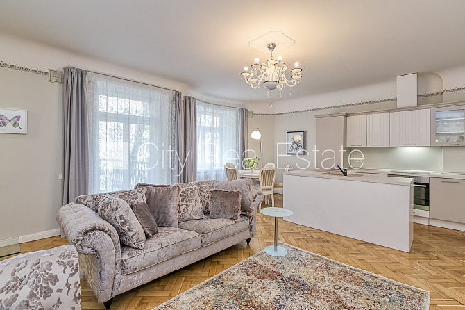 Projekts - Residence Lumiere, fasādes māja, renovēta māja, slēgts pagalms, garāžas vārti Rīga - foto 4