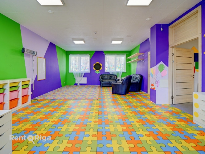 Plašas komerctelpas nomai Pļavniekos  lieliska vieta jūsu biznesam.  Iznomā 309 m lielu Rīga - foto 2