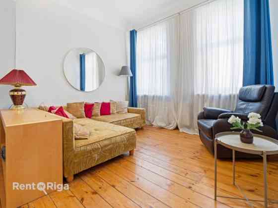 Сдается светлая и со вкусом оформленная 4-комнатная квартира в центре Риги, Рига