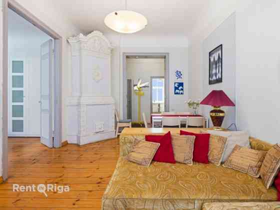 Сдается светлая и со вкусом оформленная 4-комнатная квартира в центре Риги, Рига