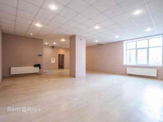 Спортивный или танцевальный зал рядом с центром города! Планировка: +2 зала; +2 Rīga