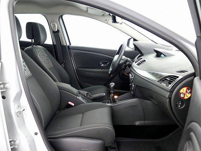 Renault Megane Grandtour Facelift 1.6 81kW Tallina - foto 6