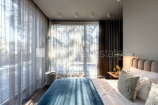 Новостройка, фасадный дом, благоустроенная озеленённая территория, подземная Юрмала - изображение 16