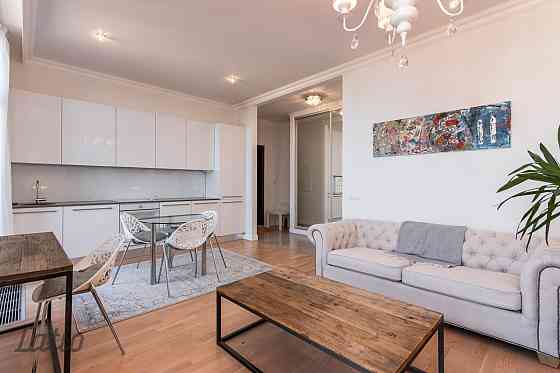 Ja vēlaties izbaudīt privātmājas priekšrocības - klusums, dārznieka sakopta teritorija, diennakts dr Rīga