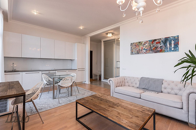 Ja vēlaties izbaudīt privātmājas priekšrocības - klusums, dārznieka sakopta teritorija, Rīga - foto 6