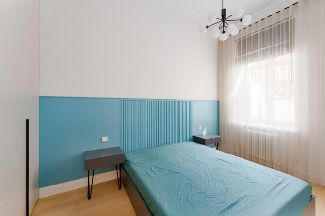 В самом центре города, в полностью реновированном доме сдаётся  новая 2-х Рига - изображение 8